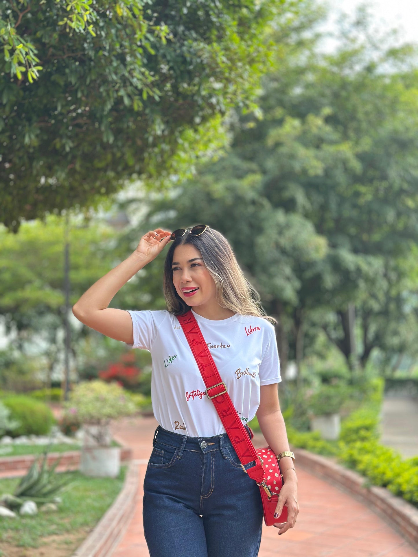 T-SHIRT PODEROSA